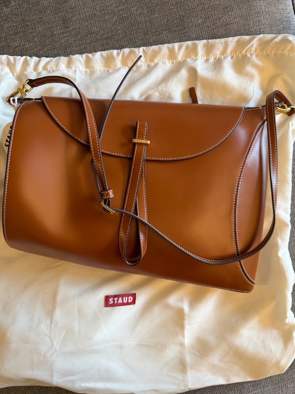 Staud Mia Shoulder Bag NWT - Picture 3 of 16